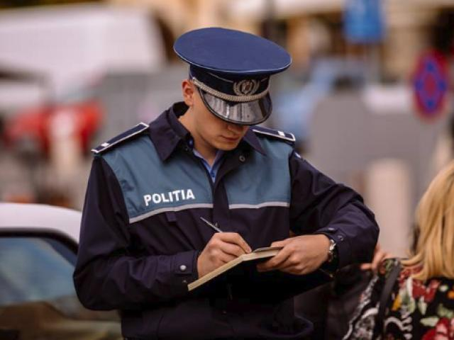 Primarii de comune vor să fie șefii polițiștilor și să îi evalueze