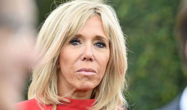 Brigitte Macron, o nouă aparție exemplară. Ținuta cu care a atras toate privirile într-un orășel din Franța