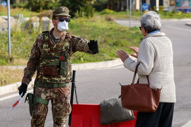 Pentru binele României, prefer să iasă armata în strada! 